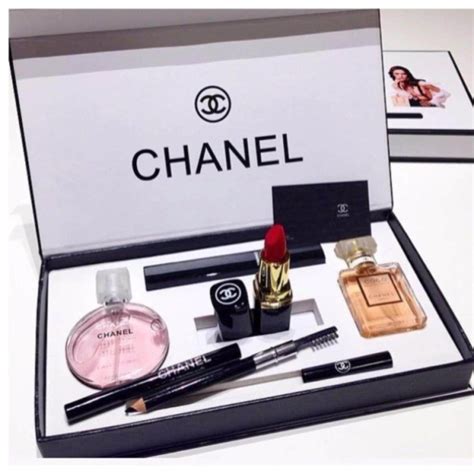 coco chanel chance gift set|chanel gift sets clearance.